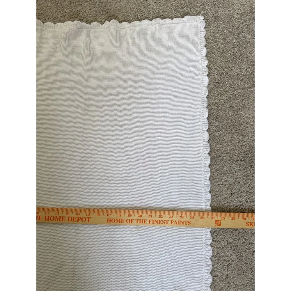 Bonbini New York White Cotton Knit Baby Blanket Yellow Tulip Embroidered Scallop